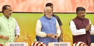 Now farmers to go online, Govt opens up virtual agriculture markets