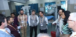 Top surgeons from across globe discuss evolving landscape of robotic-assisted surgery